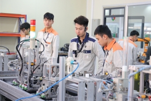 Bắc Ninh: Mở rộng hỗ trợ học phí cho sinh viên ngoại tỉnh nhằm phát triển nguồn nhân lực chất lượng cao phục vụ công nghiệp bán dẫn