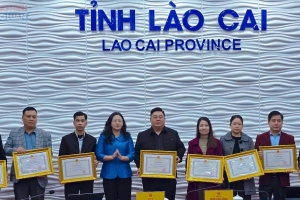 Lào Cai: Tặng bằng khen các cơ quan báo chí trong công tác khắc phục hậu quả cơn bão số 3 Yagi
