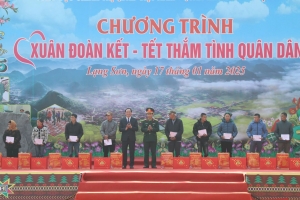 Lạng Sơn: Nhiều hoạt động ý nghĩa tại Chương trình “Xuân đoàn kết - Tết thắm tình quân dân”