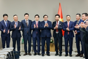 Thủ tướng Phạm Minh Chính tiếp lãnh đạo các doanh nghiệp hàng đầu của người Việt ở Châu Âu