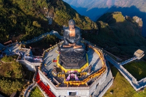 Khu du lịch Sun World Fansipan Legend đón hàng nghìn lượt khách trong ngày khai mạc Hội Xuân Mở Cổng Trời