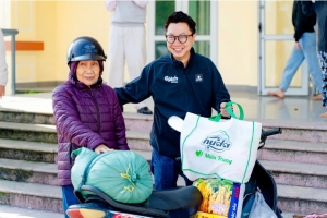 Carlsberg Việt Nam: Mang Tết đủ đầy - Tết yêu thương” đến 7.500 gia đình miền Trung