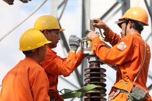 Mức tiêu thụ điện trong dịp Tết Ất Tỵ 2025 giảm 33,4% so với ngày thường