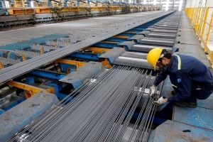Giá thép hôm nay 12/2: Tiếp đà giảm trên sàn giao dịch