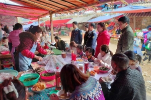 Lào Cai tăng cường công tác đảm bảo an toàn thực phẩm tại các lễ hội xuân