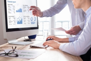 VN-Index hôm nay, cổ phiếu nhóm bất động sản, dầu khí rất đáng để nhà đầu tư lưu tâm