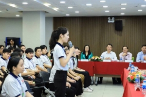 Long An triển khai đề án 'Đưa người lao động đi làm việc ở nước ngoài theo hợp đồng năm 2025'