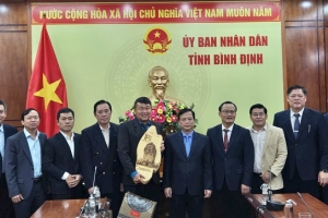 Nhà đầu tư Sigapore tìm hiểu cơ hội đầu tư vào Bình Định