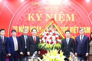 Lãnh đạo tỉnh Nam Định chúc mừng ngành Y tế nhân kỷ niệm 70 năm Ngày Thầy thuốc Việt Nam 