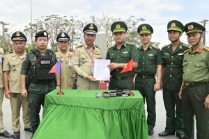 Tiếp nhận 40 công dân Việt Nam do phía Campuchia trao trả