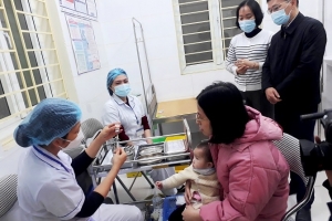 Hà Nội: 33% trẻ dưới 9 tháng tuổi đã được tiêm vắc xin sởi