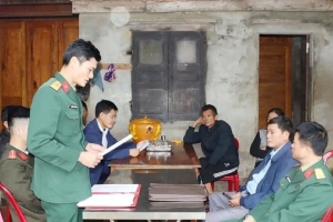 Xử phạt 125 triệu đồng đối với 2 công dân trốn nghĩa vụ quân sự