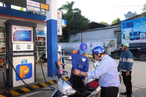 Giá xăng dầu hôm nay 3/3: Sắc xanh trong ngày đầu tuần