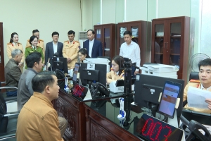 Công an Thanh Hóa đã tiếp nhận 430 hồ sơ cấp, cấp đổi Giấy phép lái xe sau chuyển giao nhiệm vụ