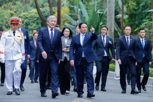Thủ tướng Phạm Minh Chính chủ trì lễ đón, hội đàm cùng Thủ tướng Kyrgyzstan Adylbek Kasimalyev