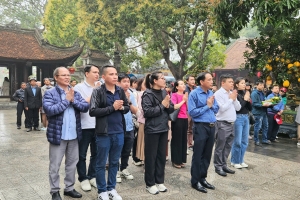 Đền Đô - kiến trúc tình người
