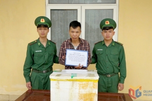 Bắt đối tượng tàng trữ chất nổ trái phép
