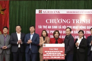 Lạng Sơn: Công đoàn Ngân hàng Agribank hỗ trợ cho các trường học khắc phục ảnh hưởng bão Yagi