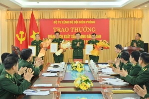 Khen thưởng Chuyên án TH - 1224, đấu tranh, thu giữ 12.000 viên ma túy tổng hợp