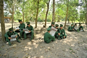 Nâng cao chất lượng giờ chính trị ngoại khóa