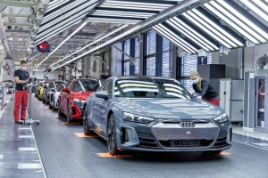 Audi cắt giảm 7.500 nhân sự trước tình hình doanh số giảm
