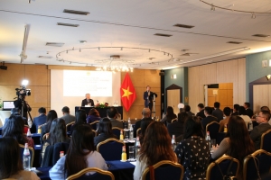 Mong muốn các chuyên gia người Việt tại Luxembourg đóng góp cho quê hương bằng các việc làm cụ thể, thiết thực và trực tiếp