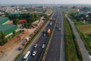 Bộ Xây dựng đề xuất mở rộng các tuyến cao tốc Bắc-Nam lên 6 làn xe