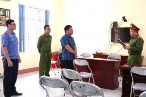 Khởi tố, bắt tạm giam nhóm đối tượng mua bán hóa đơn trái phép, giao dịch "khủng" 138 tỷ đồng