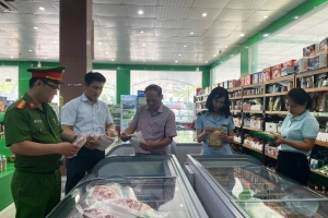 Quảng Bình siết chặt công tác đảm bảo an toàn thực phẩm trước mùa du lịch