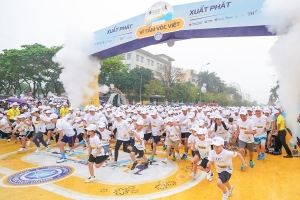 Hơn 10.500 vận động viên ở Hà Tĩnh tham gia giải chạy S-Race 2025