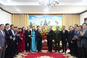 Lãnh đạo tỉnh Hà Tĩnh chúc Tết tỉnh Savannakhet - Lào