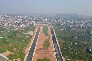 Hà Nội xử lý 712 dự án chậm tiến độ, siết chặt quản lý đất đai và đầu tư công