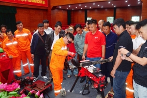 Bồi dưỡng tập huấn hướng dẫn sử dụng, bảo dưỡng công cụ, dụng cụ dùng pin
