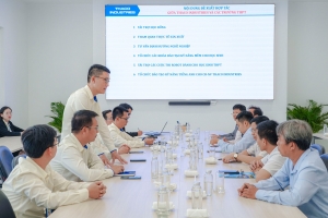 Ban Giám hiệu các Trường Trung học phổ thông của huyện Núi Thành làm việc tại THACO INDUSTRIES