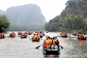 Tổng mức bán lẻ hàng hóa và doanh thu dịch vụ tiêu dùng tăng cao
