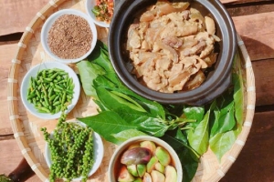 Lên Tây Nguyên ăn món “ vếch”