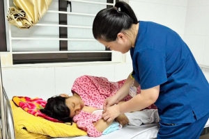 Bắc Giang tăng cường hợp tác với một số bệnh viện Trung ương để phát triển nguồn nhân lực y tế