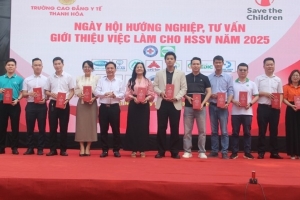 Sôi nổi Ngày hội hướng nghiệp, tư vấn, giới thiệu việc làm năm 2025 tại Thanh Hóa