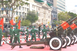 TP. Hồ Chí Minh khuyến nghị nhà dân gần trận địa bắn pháo dịp Đại lễ 30/4 mở cửa kính