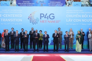 Thủ tướng chủ trì lễ đón các đoàn khách quốc tế dự Hội nghị Thượng đỉnh P4G