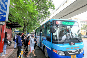 Hà Nội: Dự kiến kiến tăng cường 76 xe trên 38 tuyến buýt trong dịp lễ 30/4 - 1/5