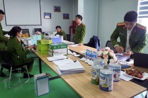 Lỗ hổng pháp lý và quản lý: Mảnh đất màu mỡ cho sữa giả hoành hành