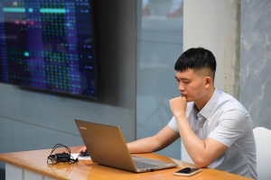 Những mã cổ phiếu nhà đầu tư không nên bỏ lỡ ngày 21/4