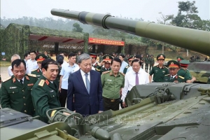 Tổng Bí thư: Binh chủng Tăng thiết giáp phải thật sự xứng đáng là lực lượng đột kích mạnh