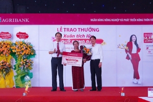 Agribank trao giải Đặc biệt 1 tỷ đồng chương trình Tiết kiệm dự thưởng “Xuân tích lũy - Quỹ đong đầy”