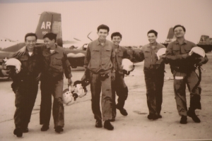 Trận đánh lịch sử bằng không quân ngay giữa Sài Gòn những ngày tháng 4/1975