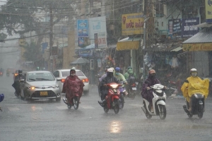 Thời tiết ngày 29/4: Bắc Bộ, Bắc Trung Bộ chiều tối mưa dông, Nam Bộ nắng nóng trên 36 độ C