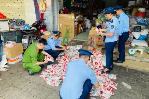 Thu giữ trên 500kg bột ngọt có dấu hiệu giả mạo nhãn hiệu