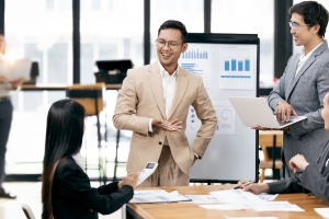 Doanh nghiệp có tầm, người lao động yên tâm cùng dịch vụ chi trả lương từ Bac A Bank