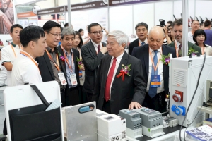 Hơn 300 gian hàng trưng bày máy móc, sản phẩm công nghiệp tại VINAMAC EXPO 2025